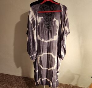 Ruggine Tie-Dye Crochet-Back Kimono Duster - Gray & White NWT